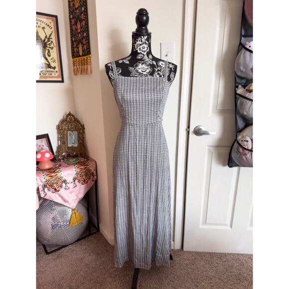 NWOT Urban Outfitters Gingham Maxi Dress Women's Size LG - Picture 1 of 12